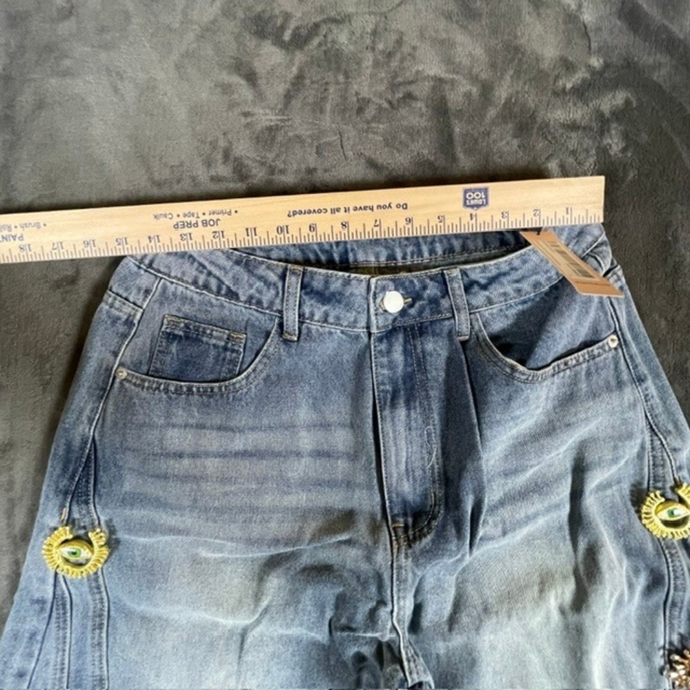 Micas Blue Light Wash Wide Leg Embellished Celestial Denim Jeans Size L NEW - Picture 4 of 7